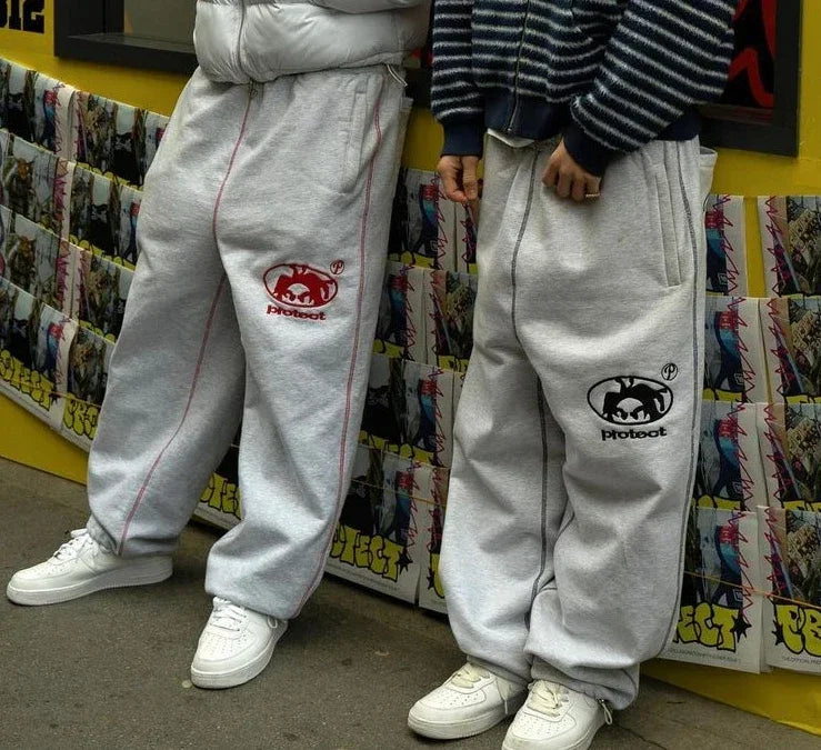 Baggy Streetwear Retro 2000s